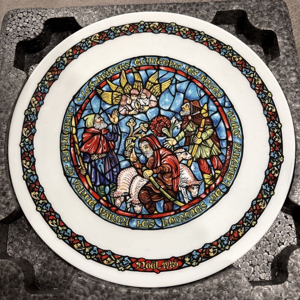 D Arceau Limoges Noel Vitrail Joyeuse Nouvelle Nativity Christmas Plate 1980